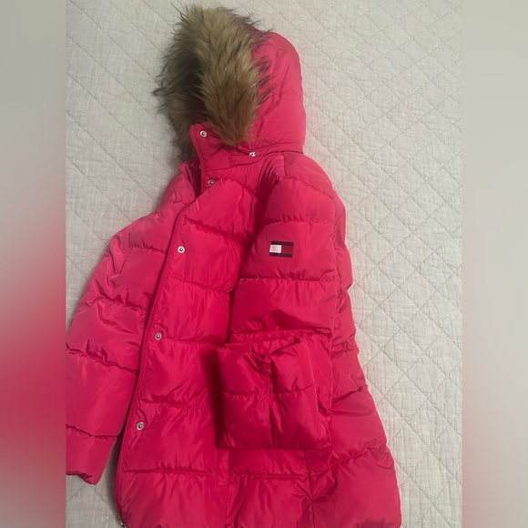 Tommy Hilfiger Women’s Pink Hooded Winter Jacket – Size M - Picture 6 of 11
